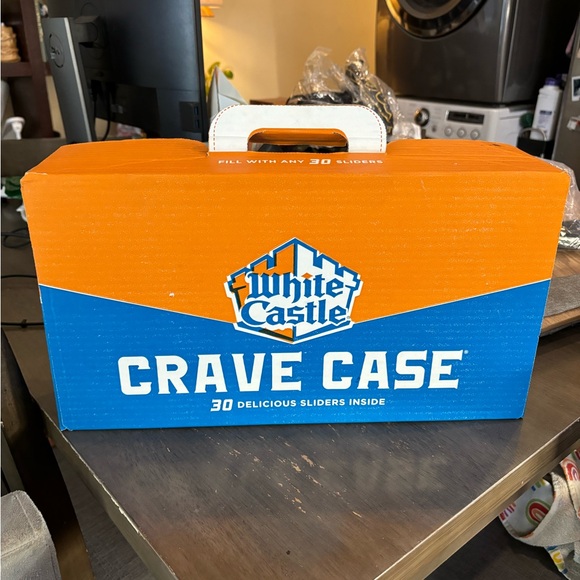 ChainFest 2024 X White Castle - Crave Case - Picture 2 of 6